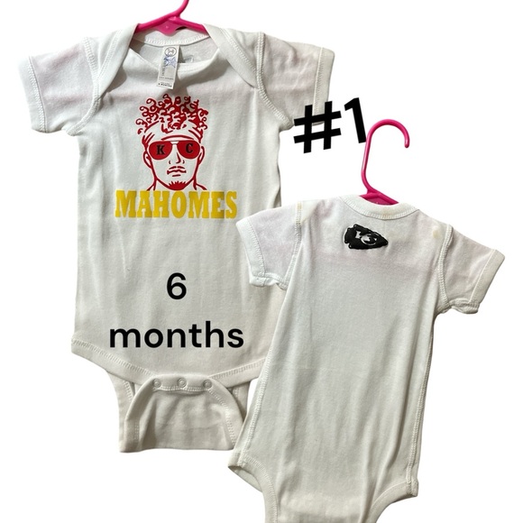 6 months Mahomes onesies - Picture 1 of 5